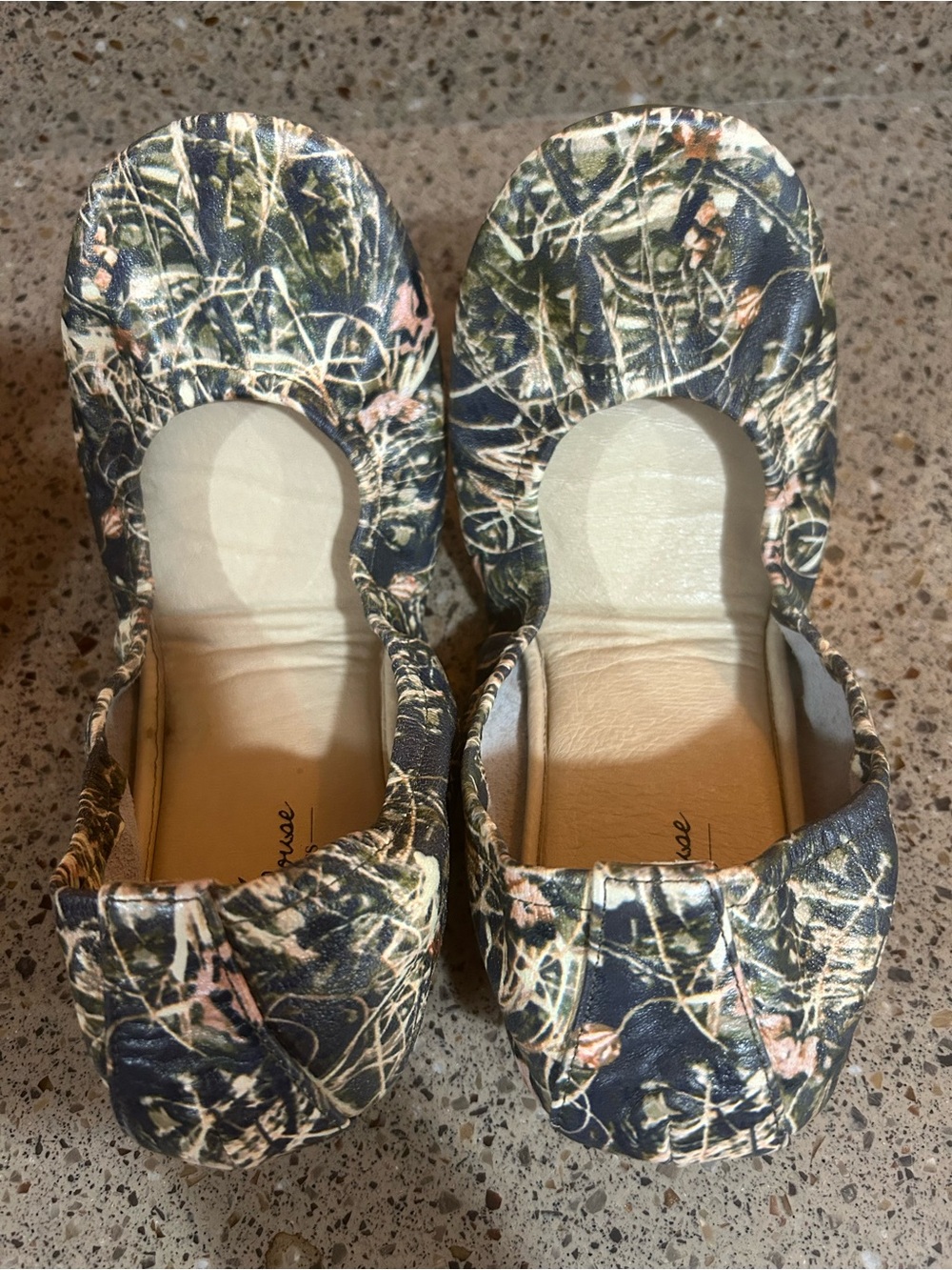 Camo storehouse flats